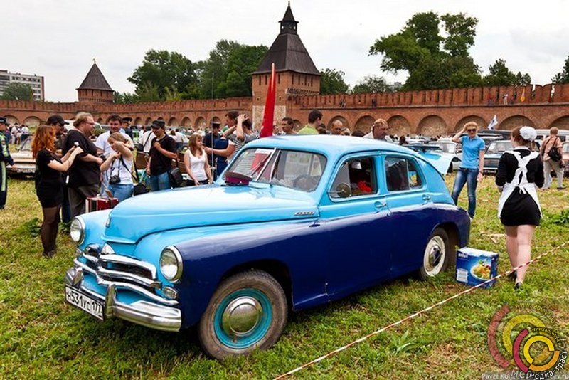 Автострада 60. Выставка ретро автомобилей в Туле. Выставка советских ретроавто "Автострада. Автострада 2012.